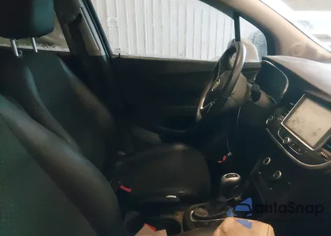 2019 Buick Encore Fwd Sport Touring z USA, uszkodzony, nr VIN KL4CJ1SM4KB716076